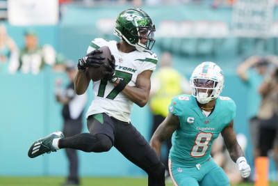 Dolphins clinch playoff berth after beating Jets 11-6