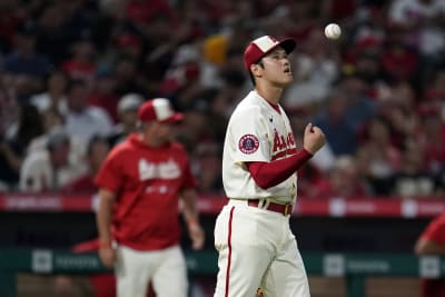 LEADING OFF: MLB home run leader Ohtani on mound at Oakland