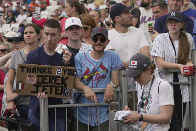 From Yankees Caps to Unbuttoned Jerseys, MLB Is Hoping Fashion Fuels  Interest in France