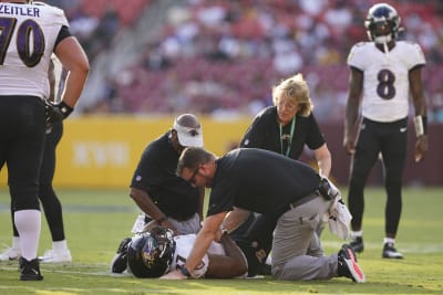 Ravens' Dobbins expected to miss season because of torn ACL