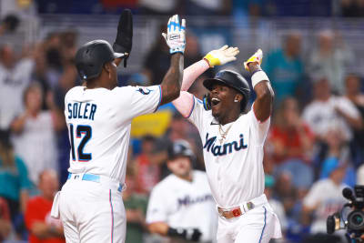 MIAMI, FL - MARCH 31: Miami Marlins left fielder Jorge Soler (12) bats for  the Marlins during the game between the New York Mets and the Miami Marlins  on Friday, March 31