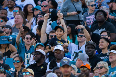 Jaguars' unlikely rally stuns Ravens