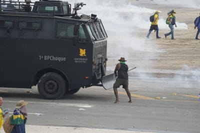 Pro-Bolsonaro rioters stormed Brazil's Congress, Supreme Court and  presidential palace