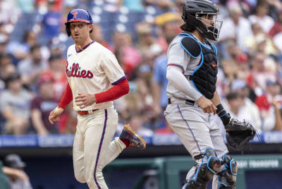 August 8 2021:Miami second baseman Joe Panik (12) makes a play the