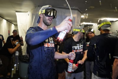 Rays hold oddly timed celebration, 10 days after clinching