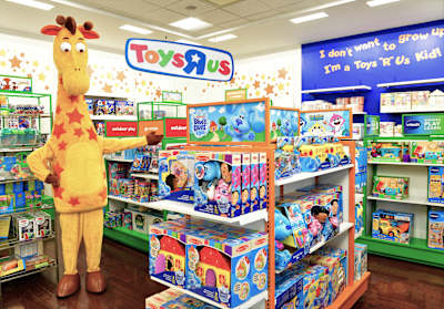 Toy town festival mall deals