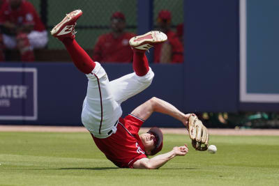 Video: Pujols singles in return to Cardinals at spring training