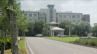 Breastfeeding vs. bottle feeding  Baptist Health, Jacksonville, FL