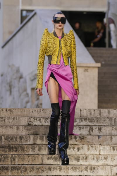 Louis Vuitton Resort 2019: Sneaker Boots, Mask-like Sunnies and a