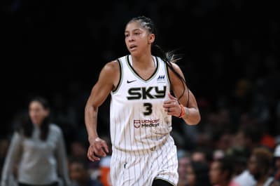 Aug. 10, 2013 - Newark, New Jersey, U.S. - Sparks' forward/center Candace  Parker (3) in the first half during WNBA action at the Prudential Center in  Newark, New Jersey between the New