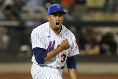 Mets closer Edwin Diaz throws off mound but too early to talk a late-season  return, National Sports