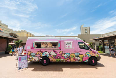 Vans rolling oaks mall 2025