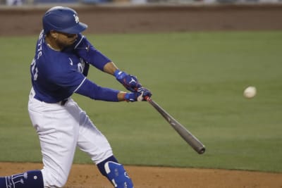 Mookie Betts hits fourth home run of series in Dodgers' rout of