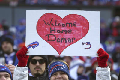 Hamlin cheers on Bills from home, says 'heart is with' team