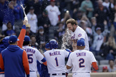 Mets rally with 5 in 9th after Arenado error, beat Cards 5-2