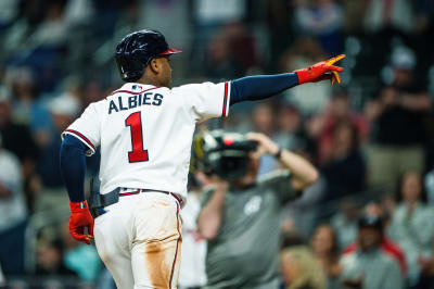 2B Ozzie Albies  Braves baseball, Atlanta braves, Atlanta braves