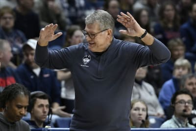 Staley, Auriemma could meet next year for another title