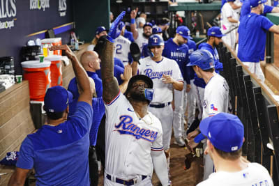 Rangers-Astros bench-clearing brawl in ALCS Game 5 has fans going wild