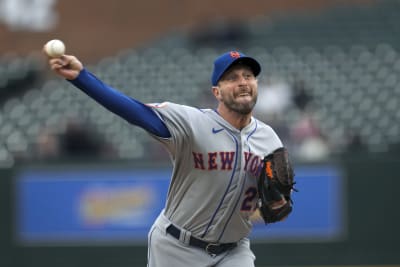 Scherzer hit hard, chased early in return from suspension