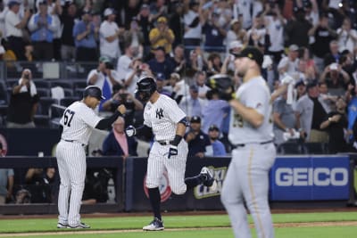 Aaron Judge remains stuck on 60 after 4 walks; Yankees clinch AL