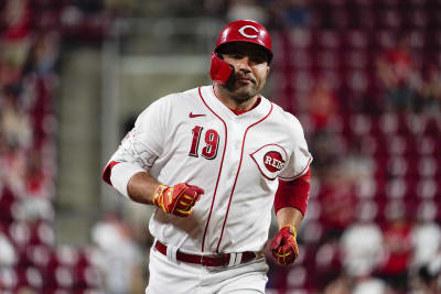 Jonathan India's homers help lift Reds over Nats