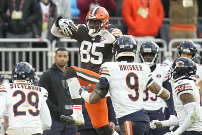 Browns Injury Alert: CB Mike Ford heads to locker room early vs. Bears