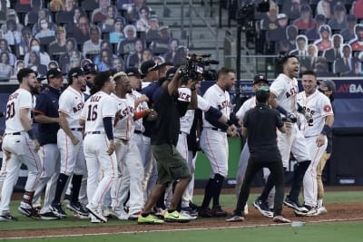 Correa's walk-off homer (9), 06/13/2023