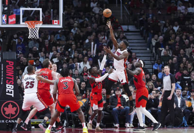 Soccer legend Neymar amazes Miami Heat's Jimmy Butler with wild free-throw  shot