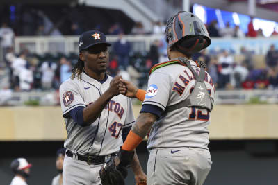 Astros hit 4 homers, with a pair by Abreu, to rout Twins 9-1 and
