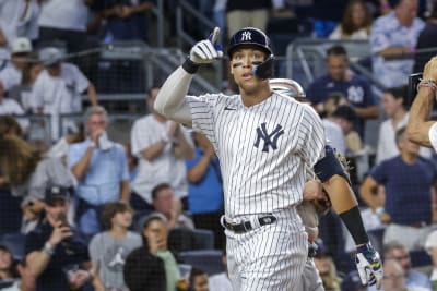 Judge hits 2 of Yanks' 6 HRs in rout of Cubs, 10th win in 11