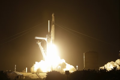 No launches tonight: SpaceX, scrubs both Monday night launches