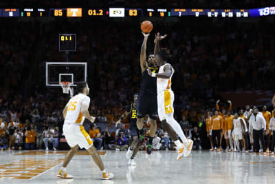 Watch: Timmy Allen Hits Sweet 16 Halftime Buzzer-Beater For Texas