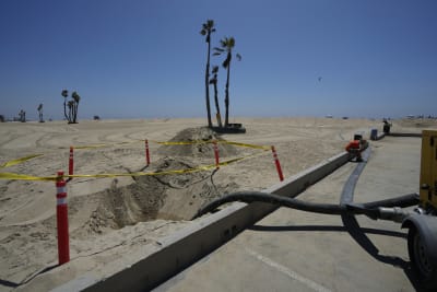 Powerful Hurricane Hilary heads for Mexico's Baja. Rare tropical storm  watch issued for California