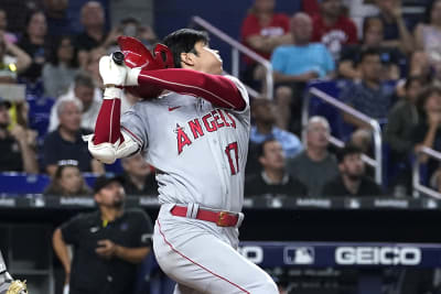 Ward, Trout, Ohtani hit 3 straight HRs, Angels beat Royals 4-3