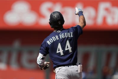 Julio Rodríguez scores winning run as Mariners beat Angels 