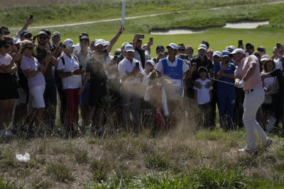 Tiger Woods announces loaded field for Bahamas with one spot open