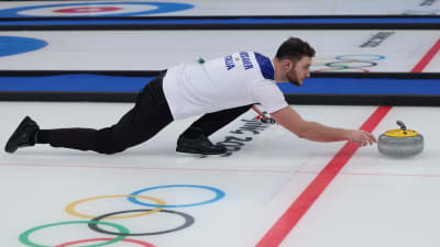 U.S. men's curlers to play for Olympic gold after upsetting Canada