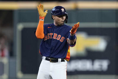 Alvarez homers again, Astros top Mariners 4-2, lead ALDS 2-0