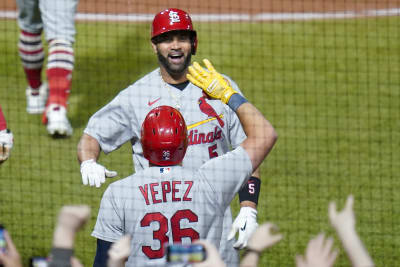 Photos: Albert Pujols hits career home run No. 700 under the