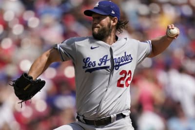 Cardinals set team record with 15th straight win, beat Cubs