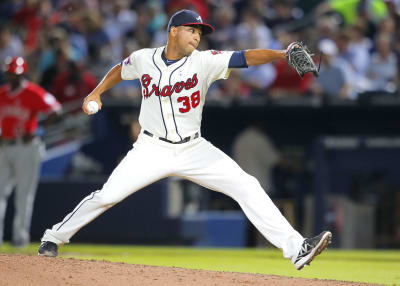 Johnson's HR helps Braves beat reeling Nationals 8-4