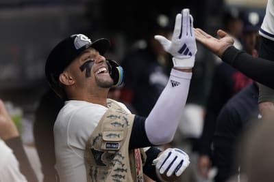 Guerrero drives in 3 to lead Blue Jays to rout of Rays on Canada Day