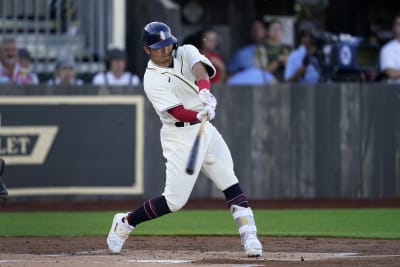 Smyly stars as Cubs beat Reds in 2nd 'Field of Dreams' game