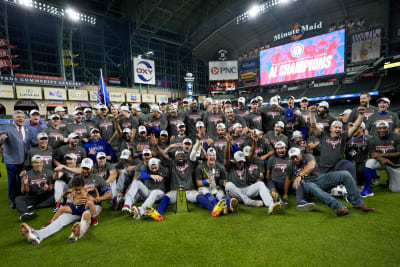 Houston, United States. 26th Oct, 2021. A Houston fan holds up a