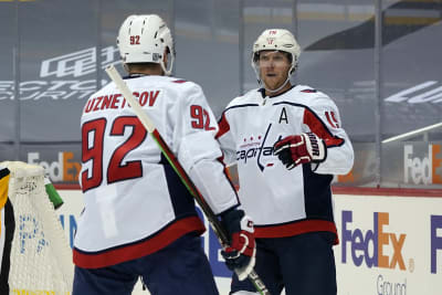 Ovechkin helps Capitals beat Bruins 4-3 in shootout