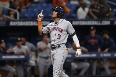 Pena homers, drives in 3 to lead Astros over Rays 3-1