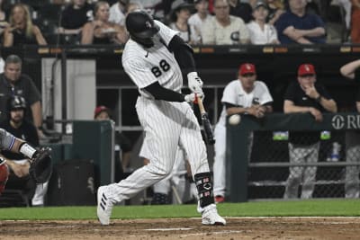 White Sox phenom Luis Robert smacks FIRST career home run! 