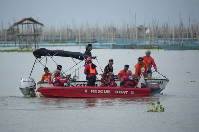 Fierce winds caused panic on ferry that capsized in Philippines