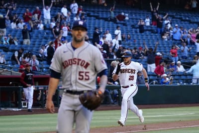 Astros smack season-high 7 homers in 10-1 rout over A's