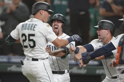 Martin Maldonado literally hit the cover off of a baseball - NBC